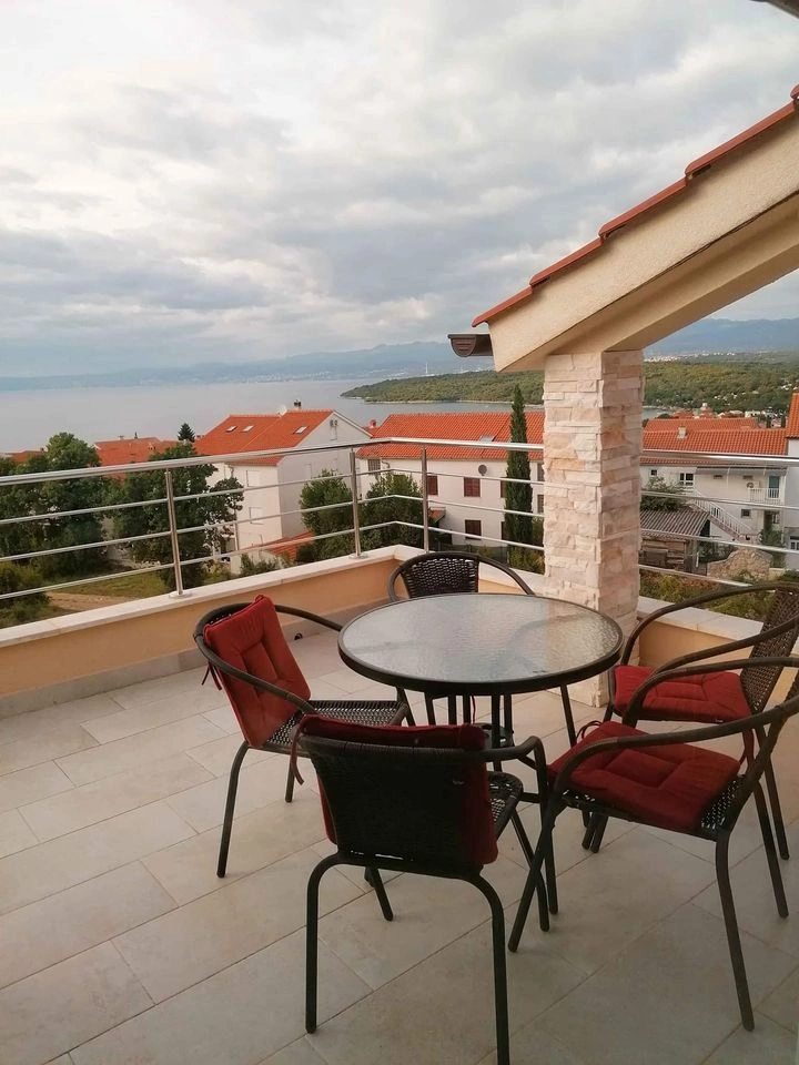 Island Krk, Njivice - Apartment with the view, 